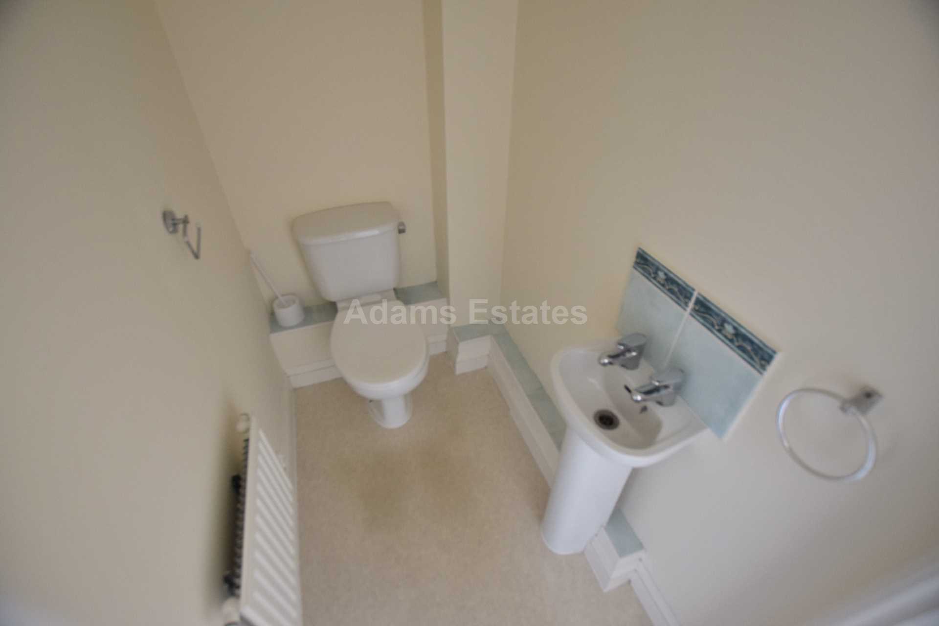 Yeoman Place, Woodley, Image 5