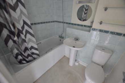 Yeoman Place, Woodley, Image 8