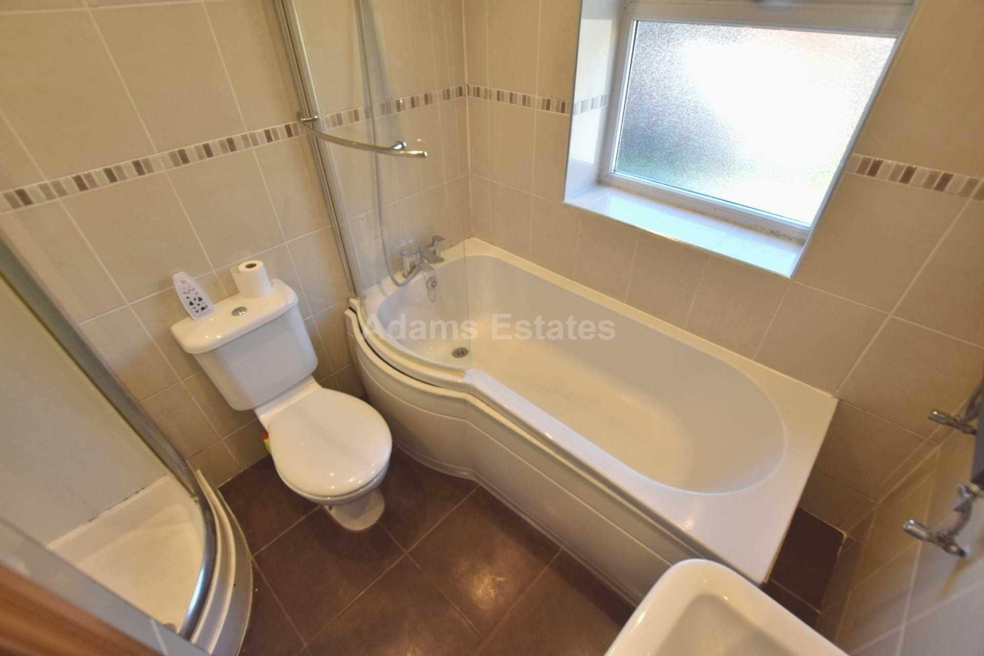 Upper Crown Street, Reading, Image 9