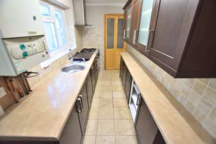 Upper Crown Street, Reading, Image 4