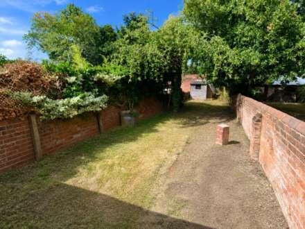 Donnington Road, University Area, Image 13