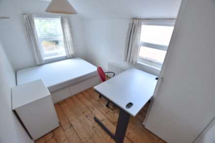 Donnington Road, University Area, Image 8