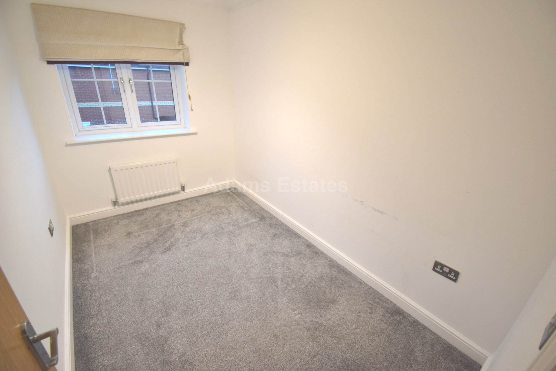 Mays Close, Reading, Image 11