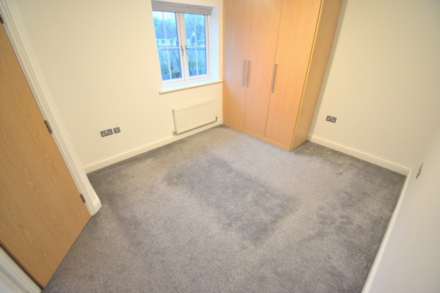 Mays Close, Reading, Image 12