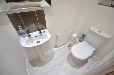 Mays Close, Reading, Image 7