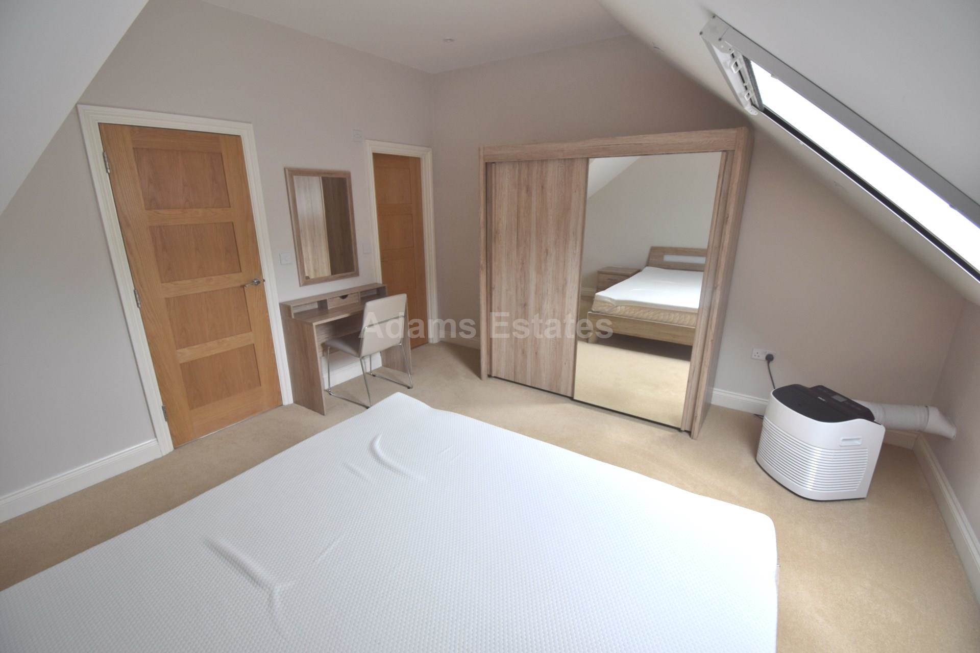 Eldon Terrace, Reading, Image 15