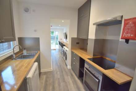 Room 4, Beresford Road, Reading, Image 9