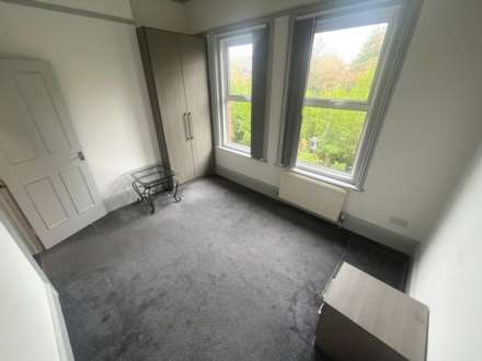 Erleigh Road, Reading, Image 9