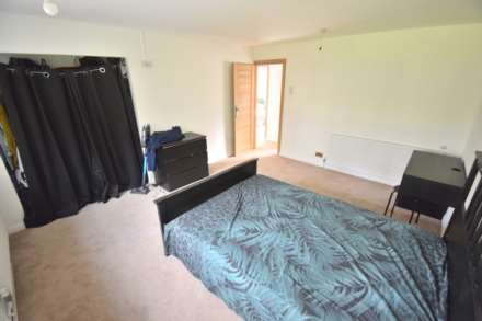 Room 4, Cintra Avenue, Reading, Image 5