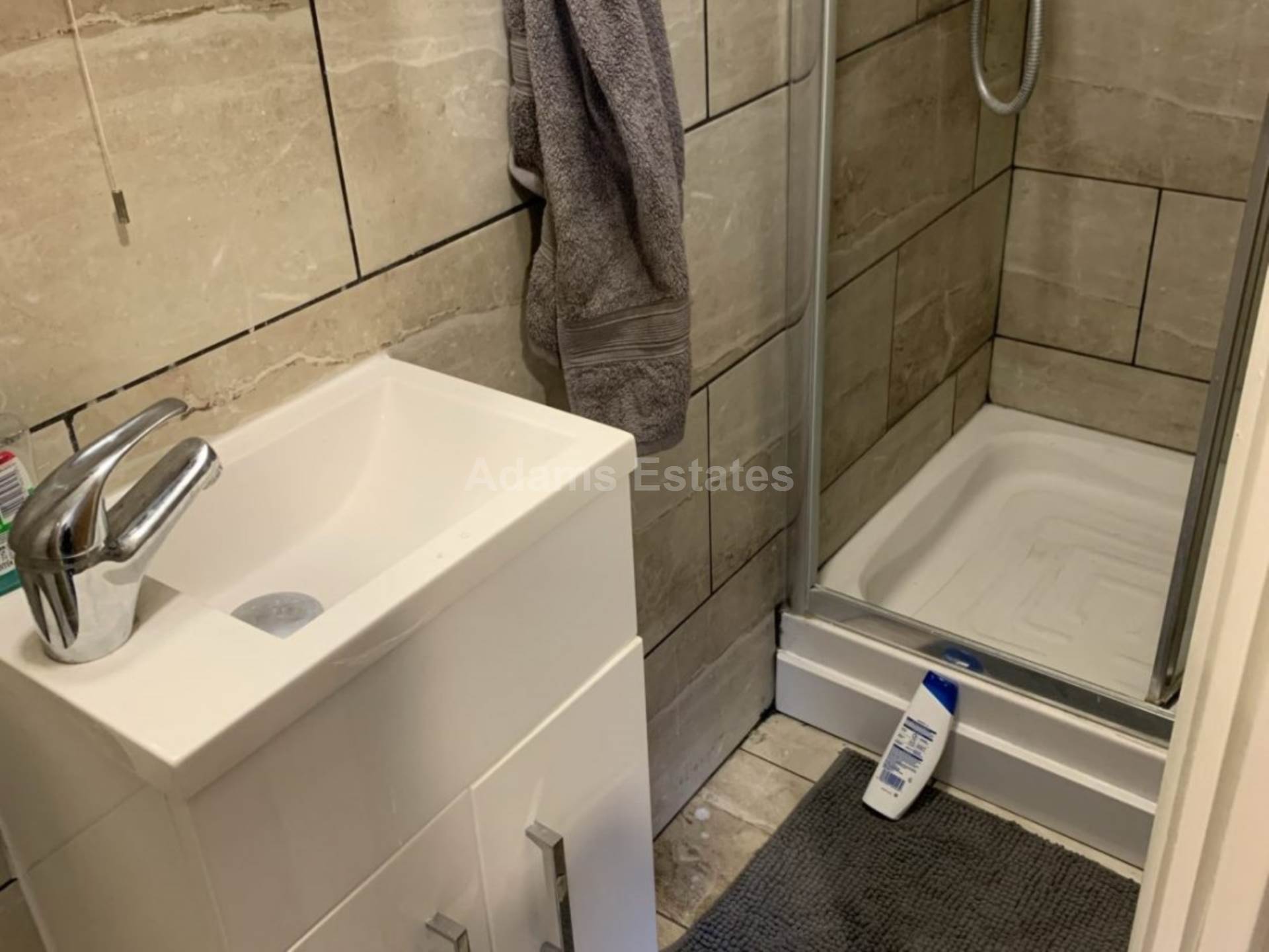 Basingstoke Road, Reading, Image 12