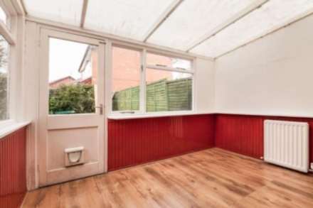 Gregory Close, Reading, Image 8