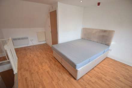 Southampton Street, Reading, Image 4
