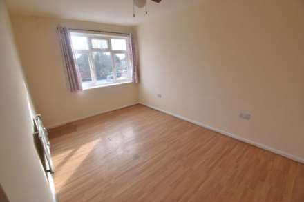 Shinfield Road, Reading, Image 4