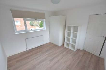 Corsham Road, Calcot, Image 13
