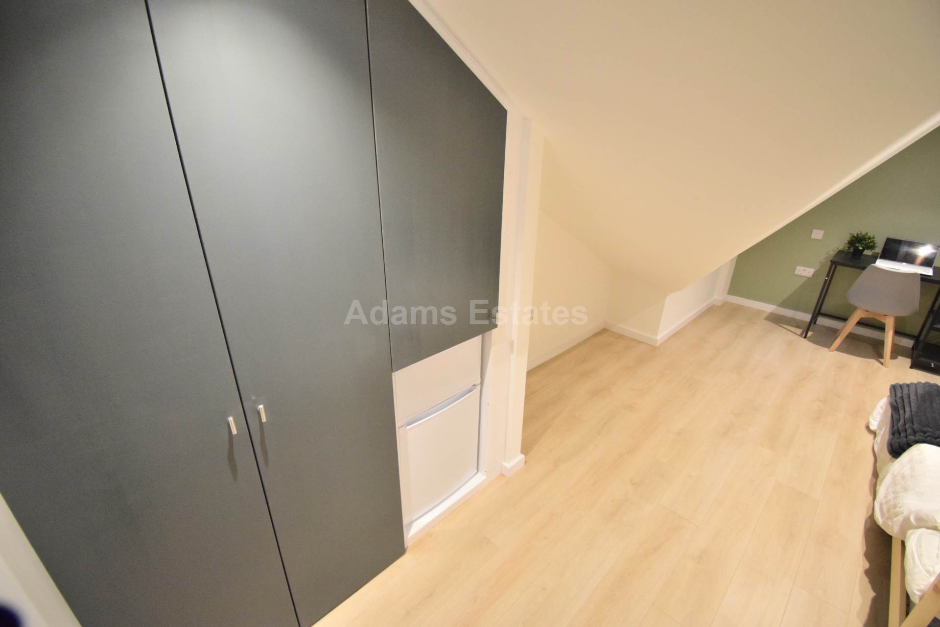Room 5, Radstock Road, Reading, Image 5