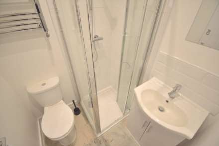 Room 5, Radstock Road, Reading, Image 9