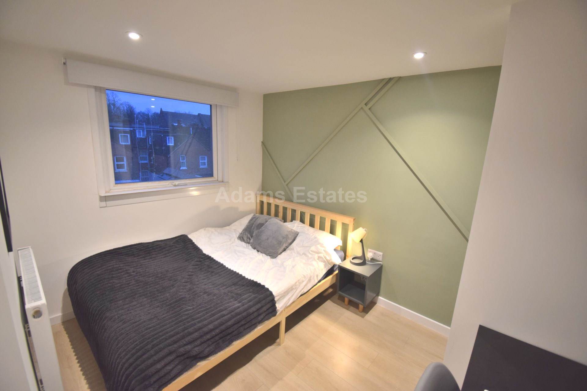Room 6, Radstock Road, Reading, Image 1