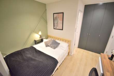 Room 1, Radstock Road, Reading, Image 1