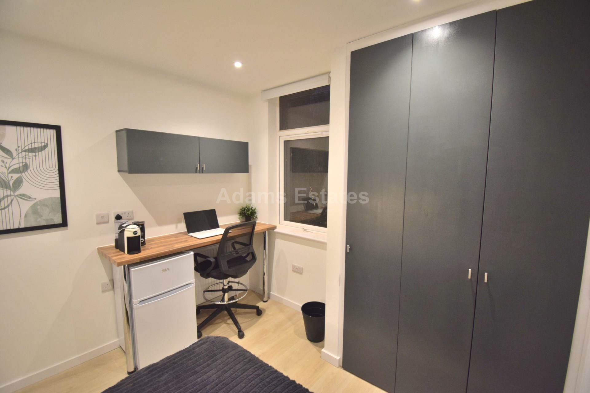 Room 2, Radstock Road, Reading, Image 2