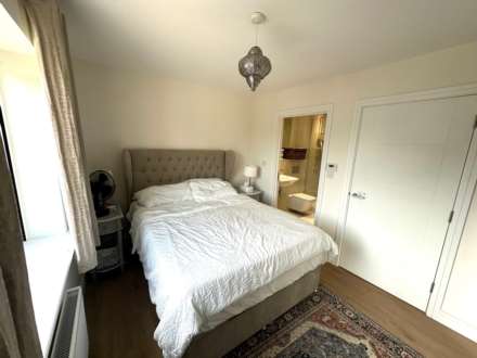 Woolhampton Way, Reading, Image 11