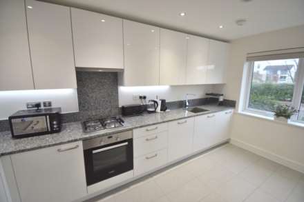 Woolhampton Way, Reading, Image 2