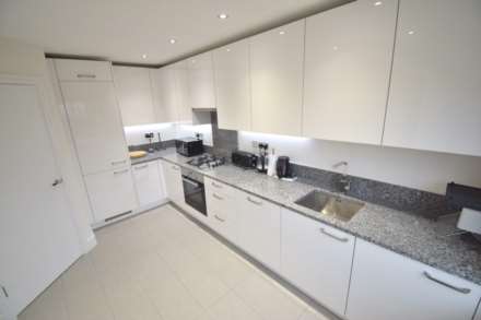 Woolhampton Way, Reading, Image 7