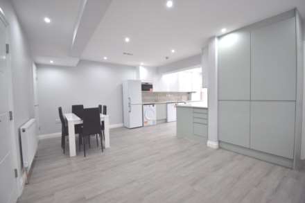 Elm Road, Reading, Image 4
