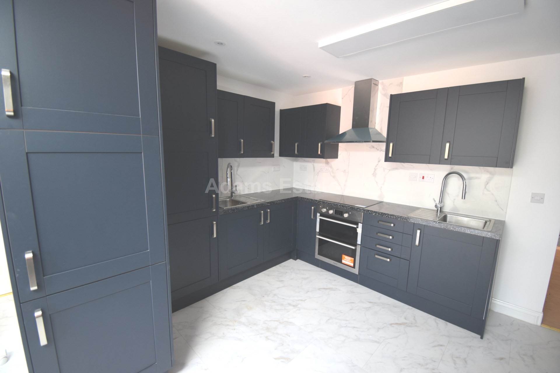 Whitley Wood Lane, Reading, Image 3