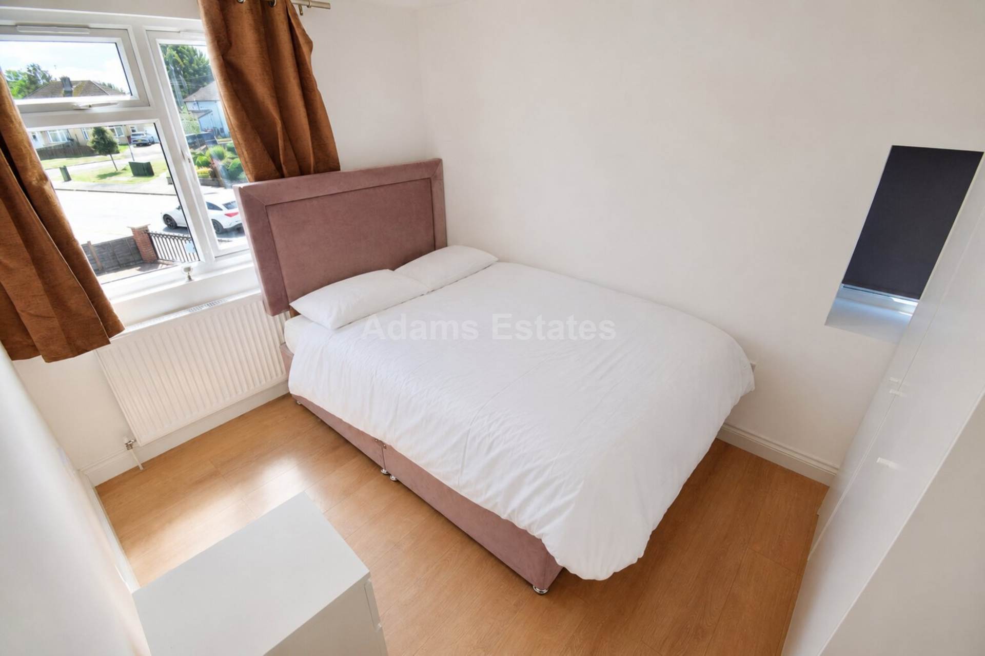Whitley Wood Lane, Reading, Image 7