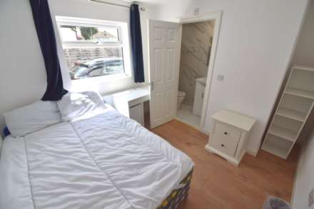 Whitley Wood Lane, Reading, Image 9
