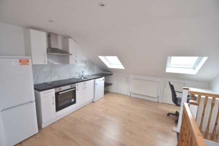 Upper Crown Street, Reading, Image 2