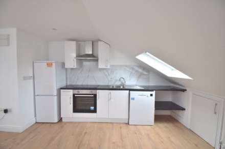 Upper Crown Street, Reading, Image 3