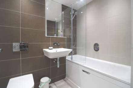 Woolhampton Way, Reading, Image 10