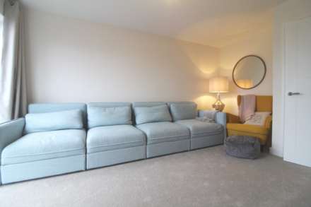 Woolhampton Way, Reading, Image 2