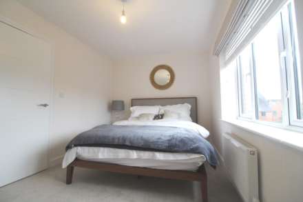 Woolhampton Way, Reading, Image 6