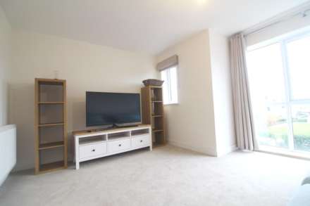 Woolhampton Way, Reading, Image 7