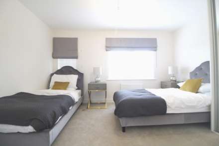 Woolhampton Way, Reading, Image 8