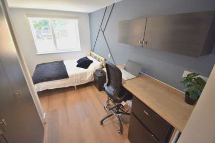 Room 3, Cholmeley Road, Reading, Image 3