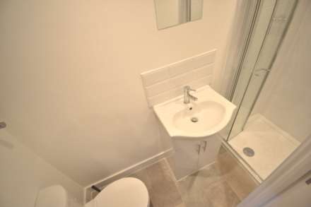 Room 3, Cholmeley Road, Reading, Image 4