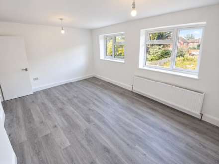 Old Whitley Wood Lane, Reading, Image 12