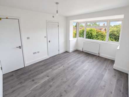 Old Whitley Wood Lane, Reading, Image 15