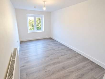 Old Whitley Wood Lane, Reading, Image 6