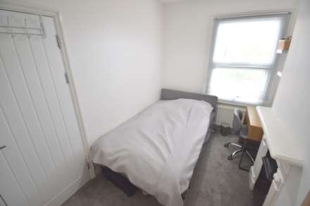 Liverpool Road, Reading, Image 4