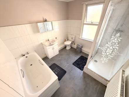 Bulmershe Road, Reading, Image 6