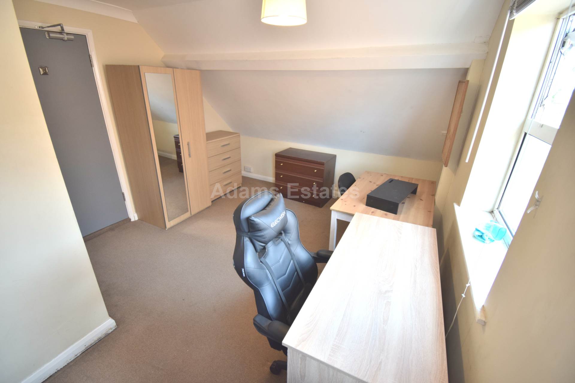 Bulmershe Road, Reading, Image 1