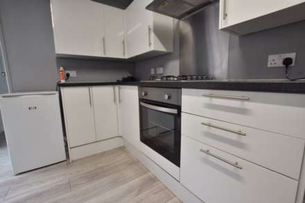 Liverpool Road, Reading, Image 3