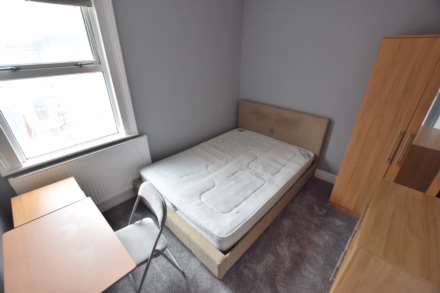 Liverpool Road, Reading, Image 8