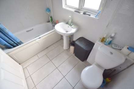 Catherine Street, Reading, Image 9