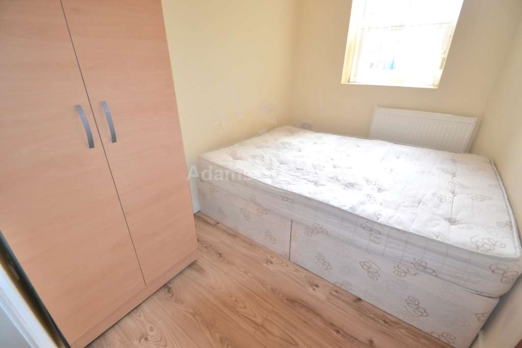 Cumberland Road, Reading, Image 4