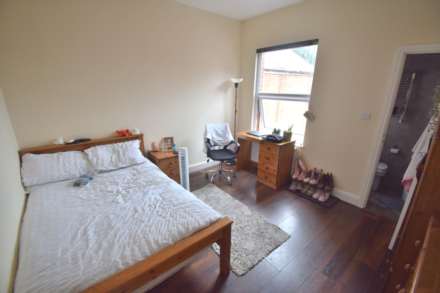 London Road, Reading, Image 14